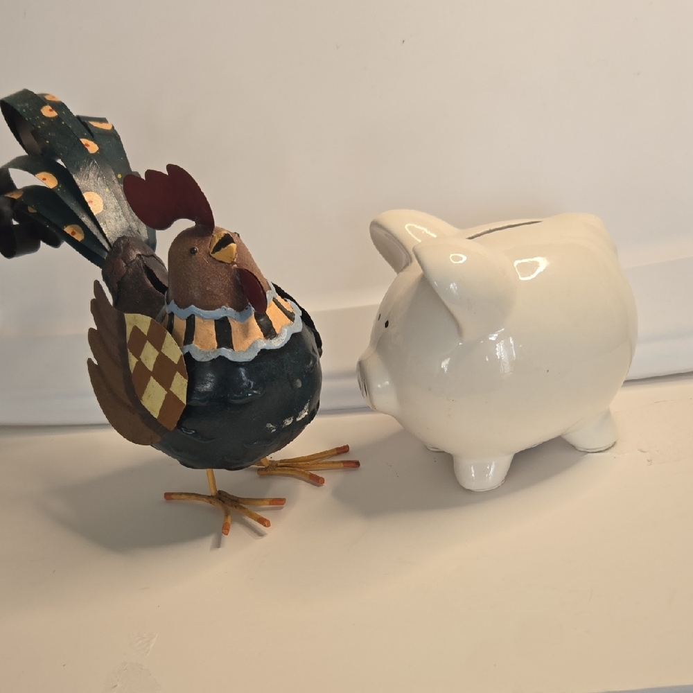 Charming Rooster and Piggy Bank Set - Multicolor